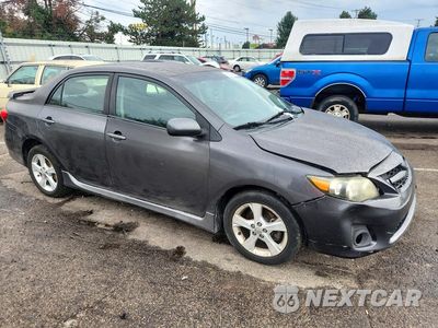 Czwarte zdjęcie samochodu z boku: 2011 TOYOTA COROLLA S VIN:2T1BU4EE8BC682918 - miniatura
