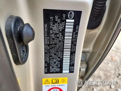 Zdjęcie 12 z 12 samochodu: 2017 LEXUS ES 350 VIN:58ABK1GG5HU072347 - miniatura