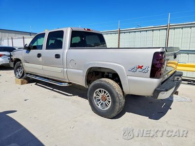 Drugie zdjęcie samochodu z przodu: 2004 CHEVROLET SILVERADO K2500 HEAVY DUTY VIN:1GCHK23104F127167 - miniatura