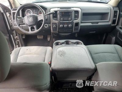 Zdjęcie 8 z 12 samochodu: 2016 RAM 1500 ST VIN:3C6RR7KT4GG356946 - miniatura