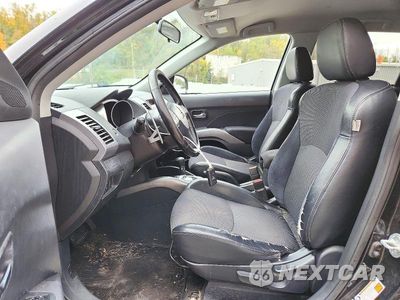 Zdjęcie 7 z 13 samochodu: 2011 MITSUBISHI OUTLANDER SE VIN:JA4JT3AW4BU032634 - miniatura