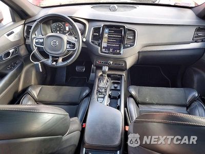 Zdjęcie 8 z 13 samochodu: 2017 VOLVO XC90 T6 VIN:YV4A22PM0H1144542 - miniatura
