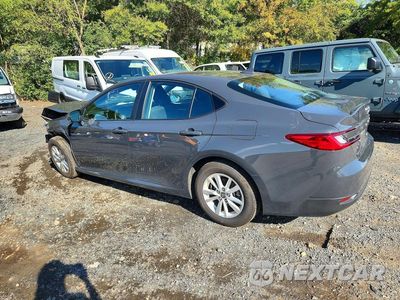 Drugie zdjęcie samochodu z przodu: 2025 TOYOTA CAMRY LE VIN:4T1DAACK0SU138579 - miniatura