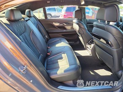 Zdjęcie 10 z 12 samochodu: 2022 BMW 750 XI VIN:WBA7U2C04NCJ22535 - miniatura