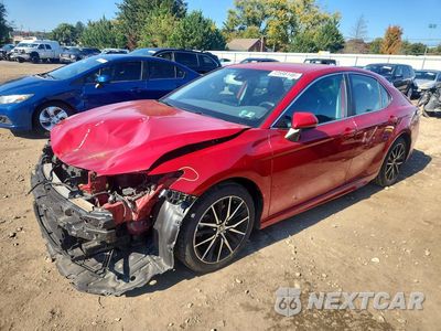 2021 TOYOTA CAMRY SE 4T1G11AK2MU404333 - główne zdjęcie licytacji z USA - miniatura