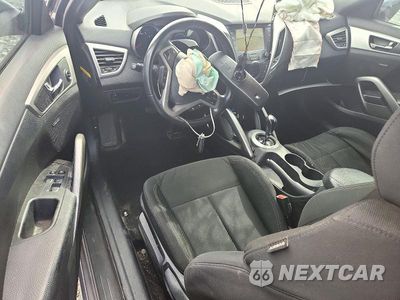 Zdjęcie 8 z 12 samochodu: 2017 HYUNDAI VELOSTER VALUE EDITION VIN:KMHTC6AD7HU313183 - miniatura