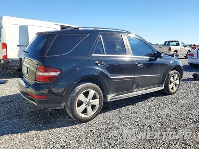 Trzecie zdjęcie samochodu z tyłu: 2011 MERCEDES-BENZ ML 350 4MATIC VIN:4JGBB8GB6BA713972 - miniatura