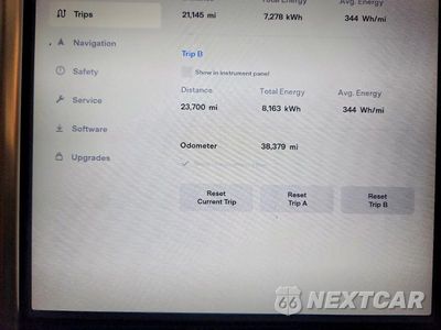 Zdjęcie 9 z 12 samochodu: 2014 TESLA MODEL S VIN:5YJSA1H10EFP55778 - miniatura