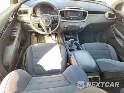 Zdjęcie 8 z 12 samochodu: 2016 KIA SORENTO LX VIN:5XYPG4A38GG040342 - miniatura
