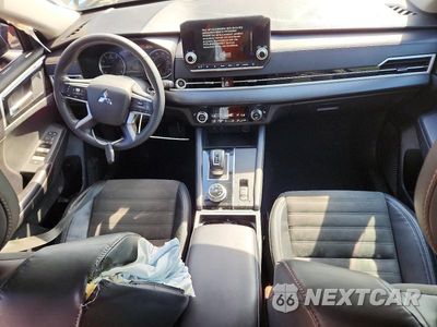 Zdjęcie 8 z 13 samochodu: 2023 MITSUBISHI OUTLANDER SE VIN:JA4J3UA83PZ015325 - miniatura