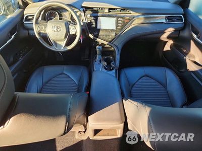 Zdjęcie 8 z 12 samochodu: 2018 TOYOTA CAMRY SE VIN:4T1B11HK1JU668672 - miniatura