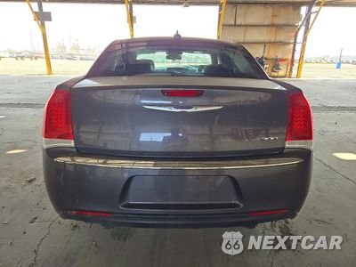 Zdjęcie 6 z 12 samochodu: 2019 CHRYSLER 300 TOURING VIN:2C3CCAAG6KH604998 - miniatura