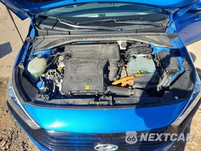 Zdjęcie 11 z 12 samochodu: 2017 HYUNDAI IONIQ SEL VIN:KMHC75LC9HU026074 - miniatura