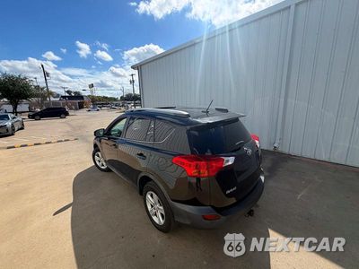 Trzecie zdjęcie samochodu z tyłu: 2014 TOYOTA RAV4 XLE VIN:2T3WFREV4EW117973 - miniatura