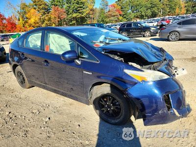 Czwarte zdjęcie samochodu z boku: 2013 TOYOTA PRIUS TWO VIN:JTDKN3DU6D1683721 - miniatura
