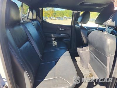 Zdjęcie 10 z 12 samochodu: 2020 TOYOTA TACOMA TRD OFF-ROAD VIN:3TMCZ5AN7LM326258 - miniatura