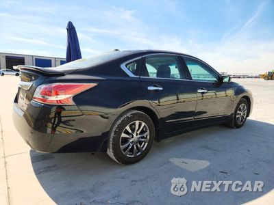 Trzecie zdjęcie samochodu z tyłu: 2015 NISSAN ALTIMA 2.5 S VIN:1N4AL3AP1FC479874 - miniatura