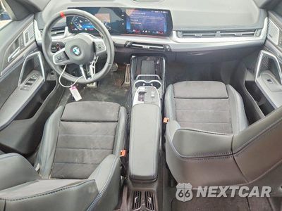Zdjęcie 8 z 14 samochodu: 2024 BMW X1 M35I VIN:WBX13EF05R5Z33542 - miniatura