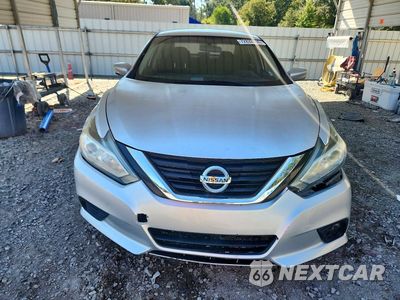 Piąte zdjęcie samochodu w środku: 2016 NISSAN ALTIMA 2.5 S VIN:1N4AL3AP2GN367977 - miniatura
