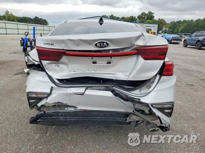 Zdjęcie 6 z 12 samochodu: 2019 KIA FORTE LXS VIN:3KPF24AD5KE107911 - miniatura