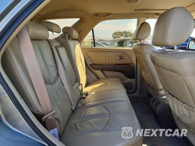 Zdjęcie 11 z 13 samochodu: 2001 LEXUS RX 300 VIN:JTJGF10UX10095641 - miniatura