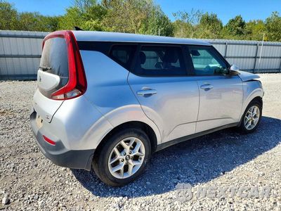 Trzecie zdjęcie samochodu z tyłu: 2021 KIA SOUL S VIN:KNDJ23AU5M7775215 - miniatura