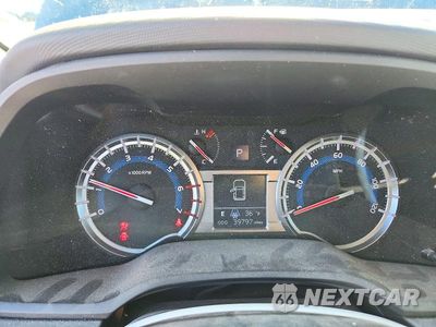 Zdjęcie 9 z 12 samochodu: 2018 TOYOTA 4RUNNER SR5 PREMIUM VIN:JTEBU5JR1J5608021 - miniatura