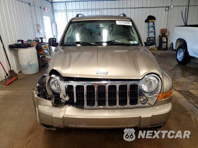 Piąte zdjęcie samochodu w środku: 2005 JEEP LIBERTY LIMITED VIN:1J4GL58K25W514990 - miniatura