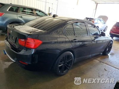 Trzecie zdjęcie samochodu z tyłu: 2013 BMW 328 XI VIN:WBA3B3C56DF536158 - miniatura