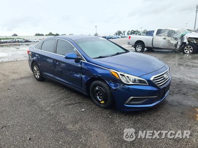 Czwarte zdjęcie samochodu z boku: 2016 HYUNDAI SONATA SE VIN:5NPE24AF2GH320508 - miniatura