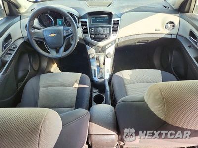 Zdjęcie 8 z 12 samochodu: 2014 CHEVROLET CRUZE LS VIN:1G1PA5SHXE7480566 - miniatura