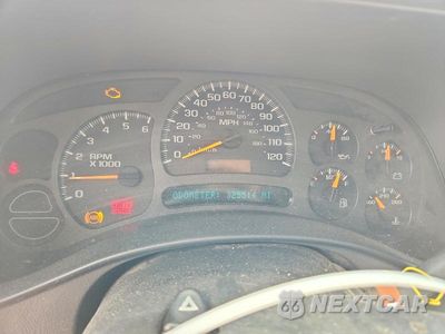 Zdjęcie 9 z 12 samochodu: 2003 CHEVROLET SILVERADO C2500 HEAVY DUTY VIN:1GCHC23U03F181722 - miniatura