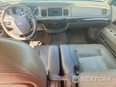 Zdjęcie 8 z 12 samochodu: 2005 MERCURY GRAND MARQUIS LS VIN:2MEHM75W65X644817 - miniatura