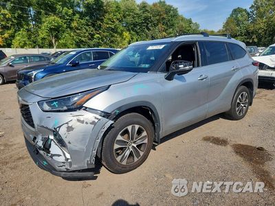 2022 TOYOTA HIGHLANDER XLE 5TDGZRBHXNS578901 - główne zdjęcie licytacji z USA - miniatura