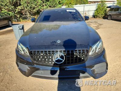 Piąte zdjęcie samochodu w środku: 2019 MERCEDES-BENZ E 300 4MATIC VIN:WDDZF4KB6KA550592 - miniatura