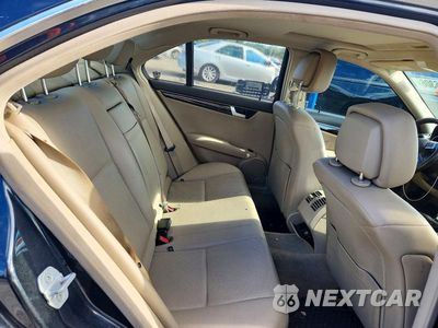 Zdjęcie 10 z 12 samochodu: 2012 MERCEDES-BENZ C 300 4MATIC VIN:WDDGF8BB6CA689816 - miniatura