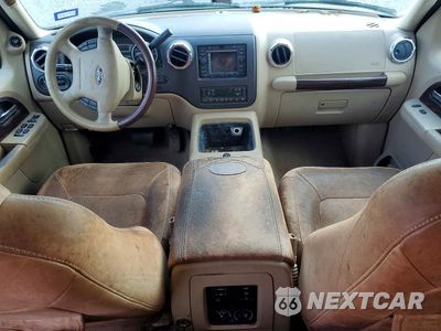 Zdjęcie 8 z 13 samochodu: 2005 FORD EXPEDITION EDDIE BAUER VIN:1FMFU17535LA96603 - miniatura