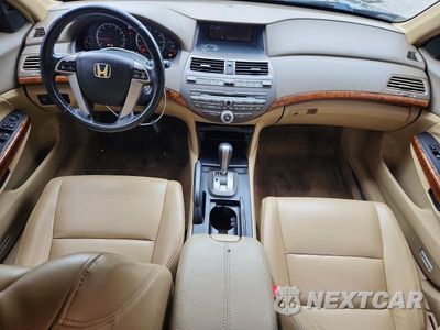 Zdjęcie 8 z 12 samochodu: 2008 HONDA ACCORD EXL VIN:1HGCP26888A159387 - miniatura