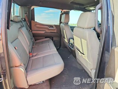 Zdjęcie 10 z 13 samochodu: 2024 CHEVROLET SILVERADO K1500 LTZ VIN:3GCUDGE89RG217861 - miniatura