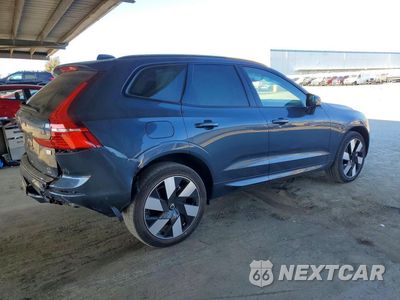Trzecie zdjęcie samochodu z tyłu: 2024 VOLVO XC60 PLUS VIN:YV4H60DL3R1835195 - miniatura