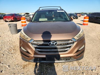Piąte zdjęcie samochodu w środku: 2016 HYUNDAI TUCSON LIMITED VIN:KM8J33A21GU149979 - miniatura