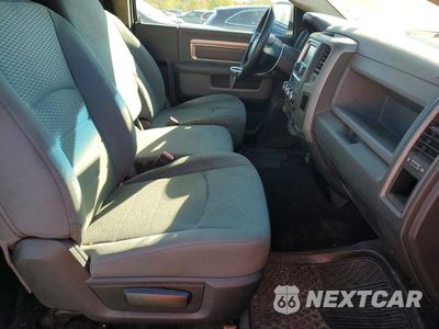 Zdjęcie 10 z 12 samochodu: 2014 RAM 1500 ST VIN:3C6JR7DG4EG111722 - miniatura