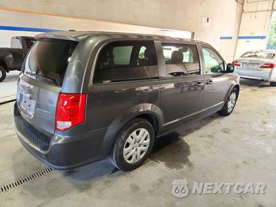 Trzecie zdjęcie samochodu z tyłu: 2019 DODGE GRAND CARAVAN SE VIN:2C4RDGBG8KR719861 - miniatura