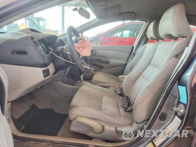 Zdjęcie 7 z 13 samochodu: 2010 HONDA INSIGHT EX VIN:JHMZE2H75AS043436 - miniatura