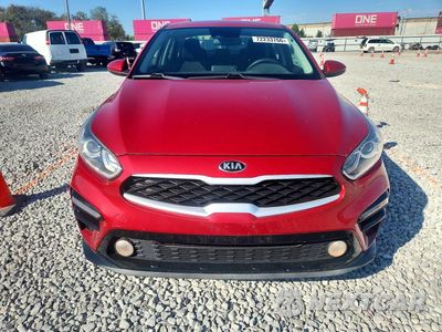 Piąte zdjęcie samochodu w środku: 2019 KIA FORTE LXS VIN:3KPF24AD0KE066328 - miniatura