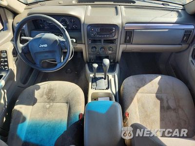 Zdjęcie 8 z 12 samochodu: 2004 JEEP GRAND CHEROKEE LAREDO VIN:1J4GW48S24C181918 - miniatura