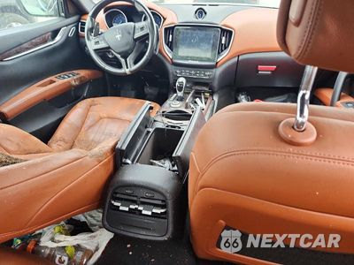 Zdjęcie 8 z 12 samochodu: 2017 MASERATI GHIBLI S VIN:ZAM57RTA4H1240535 - miniatura
