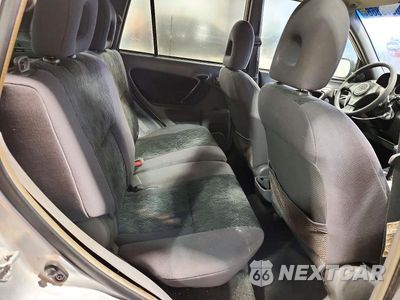 Zdjęcie 11 z 13 samochodu: 2002 TOYOTA RAV4 BASE VIN:JTEHH20V326068615 - miniatura