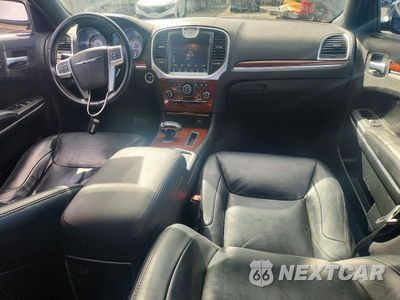 Zdjęcie 8 z 13 samochodu: 2013 CHRYSLER 300 VIN:2C3CCAAG3DH598998 - miniatura