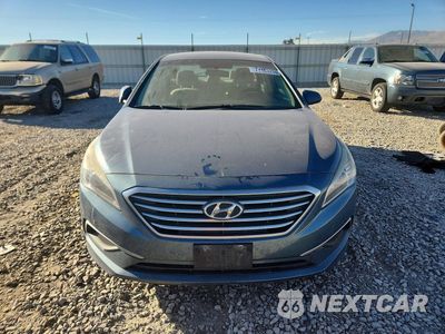 Piąte zdjęcie samochodu w środku: 2017 HYUNDAI SONATA SE VIN:5NPE24AF1HH519132 - miniatura